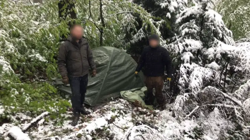 Двоє чоловіків із Дніпропетровщини намагалися перетнути кордон через засніжені Карпати
