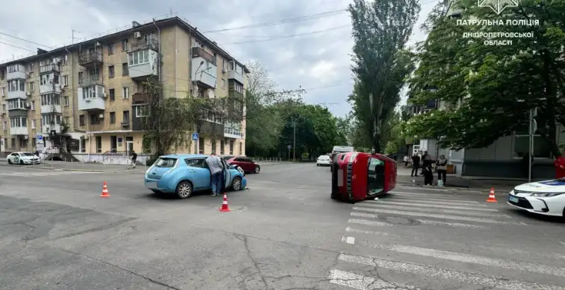 У Дніпрі на перехрестях сталося понад 20 ДТП з постраждалими У Дніпрі на перехрестях сталося понад 20 ДТП з постраждалими