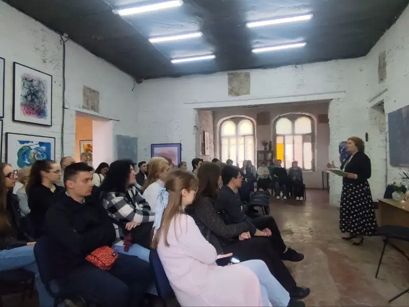 У Дніпрі вшанували Олену Блаватську: музика, виступи та відкриття нової виставки У Дніпрі вшанували Олену Блаватську: музика, виступи та відкриття нової виставки
