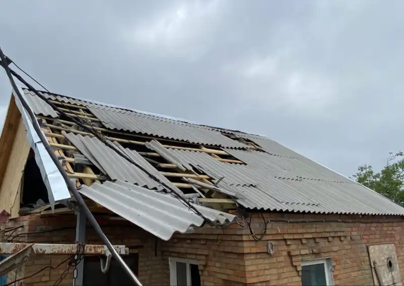 Росіяни атакували Синельниківщину та Нікопольщину: поранено двох жінок, зруйновано інфраструктуру